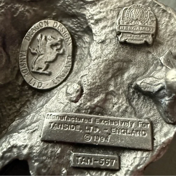 VINTAGE Elephant Bergamot Dragon Designs Belt Buckle